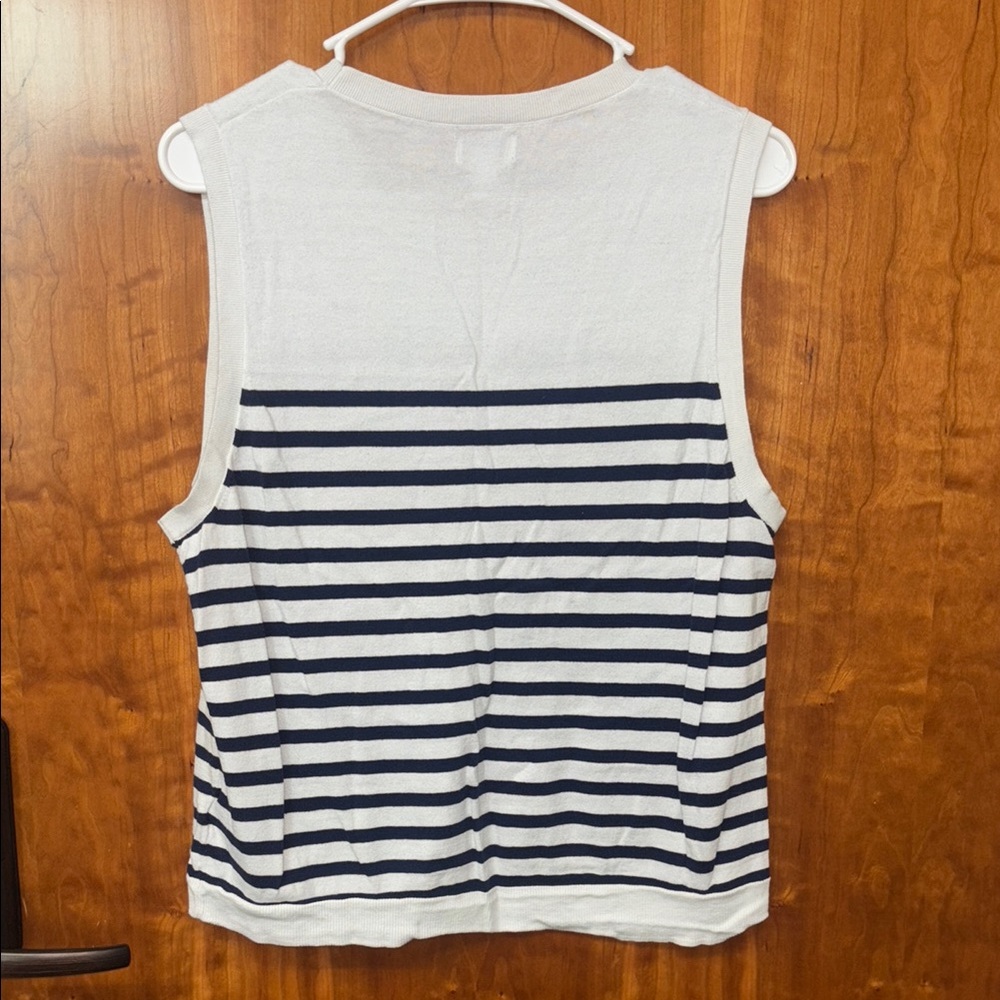J. Crew White and Navy Sleeveless Shirt Size XL - Picture 2 of 4